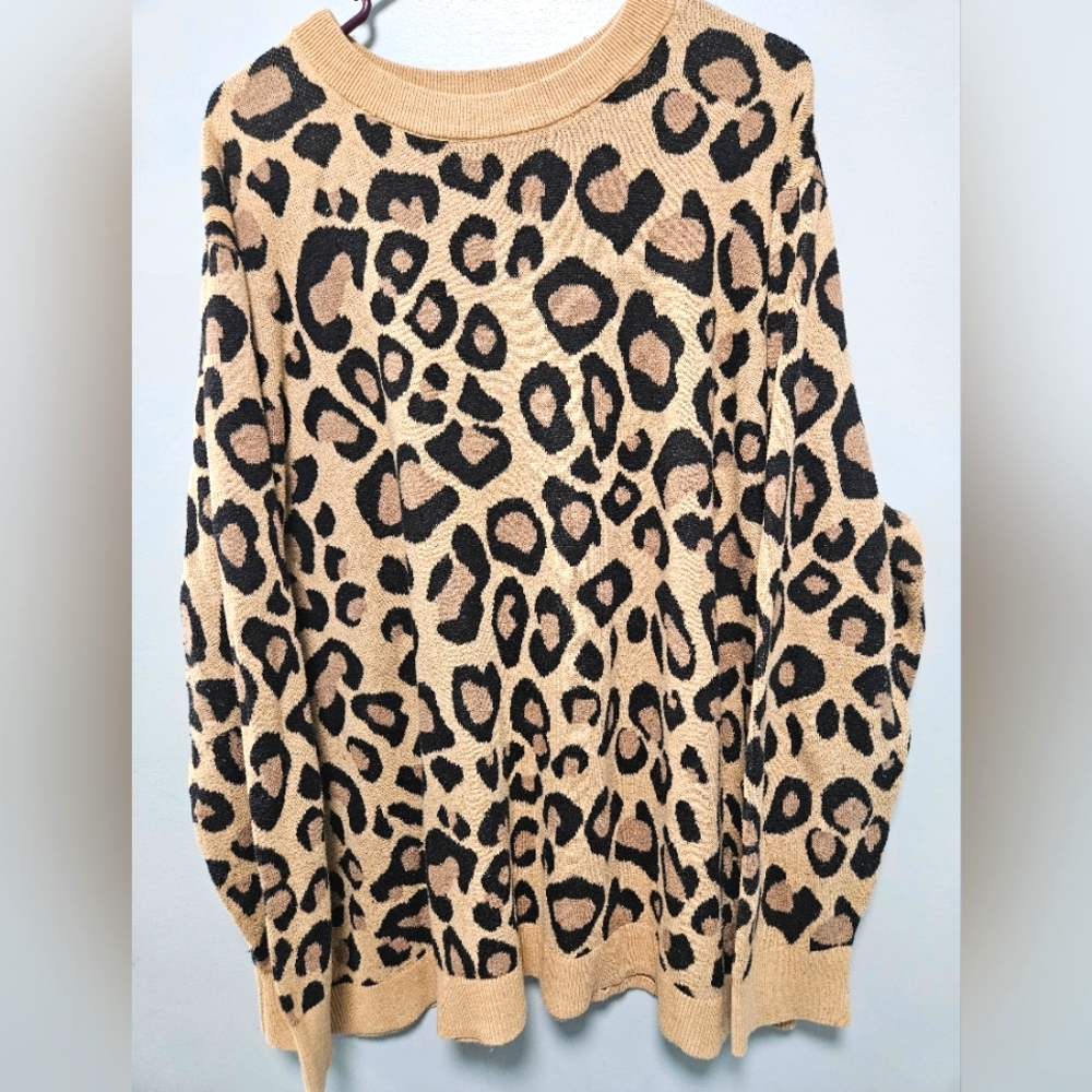 Cheetah print , plus size knit sweater.